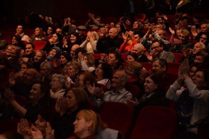 Zeki Müren 88’inci yaşında Bilecik’te anıldı G4