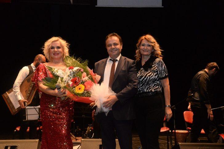 Zeki Müren 88’inci yaşında Bilecik’te anıldı G5