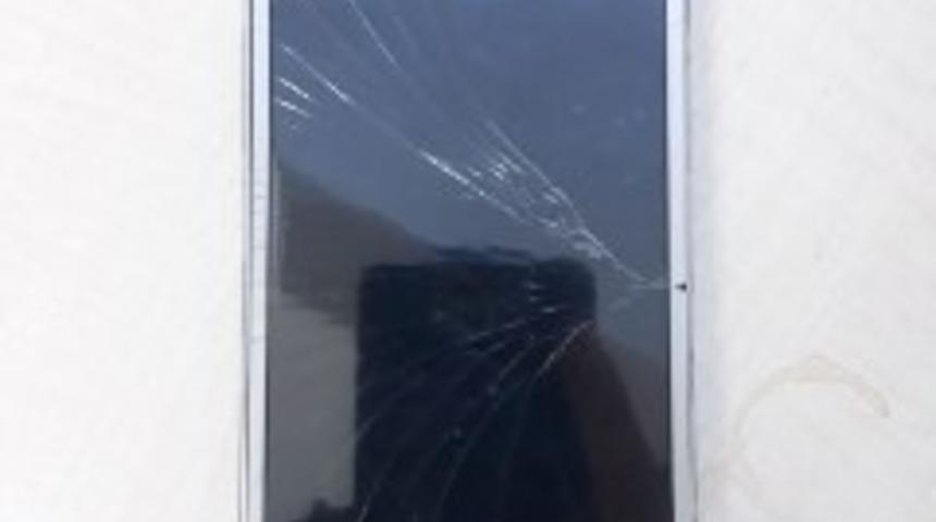 Cep telefonu hırsızı su&ccedil;&uuml;st&uuml; yakalandı