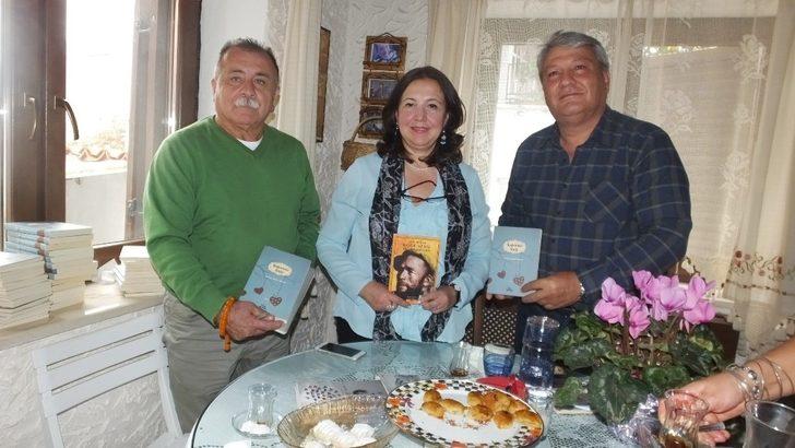 Edremit’te ilk kez sazlı sözlü edebiyat söyleşisi düzenlendi G4