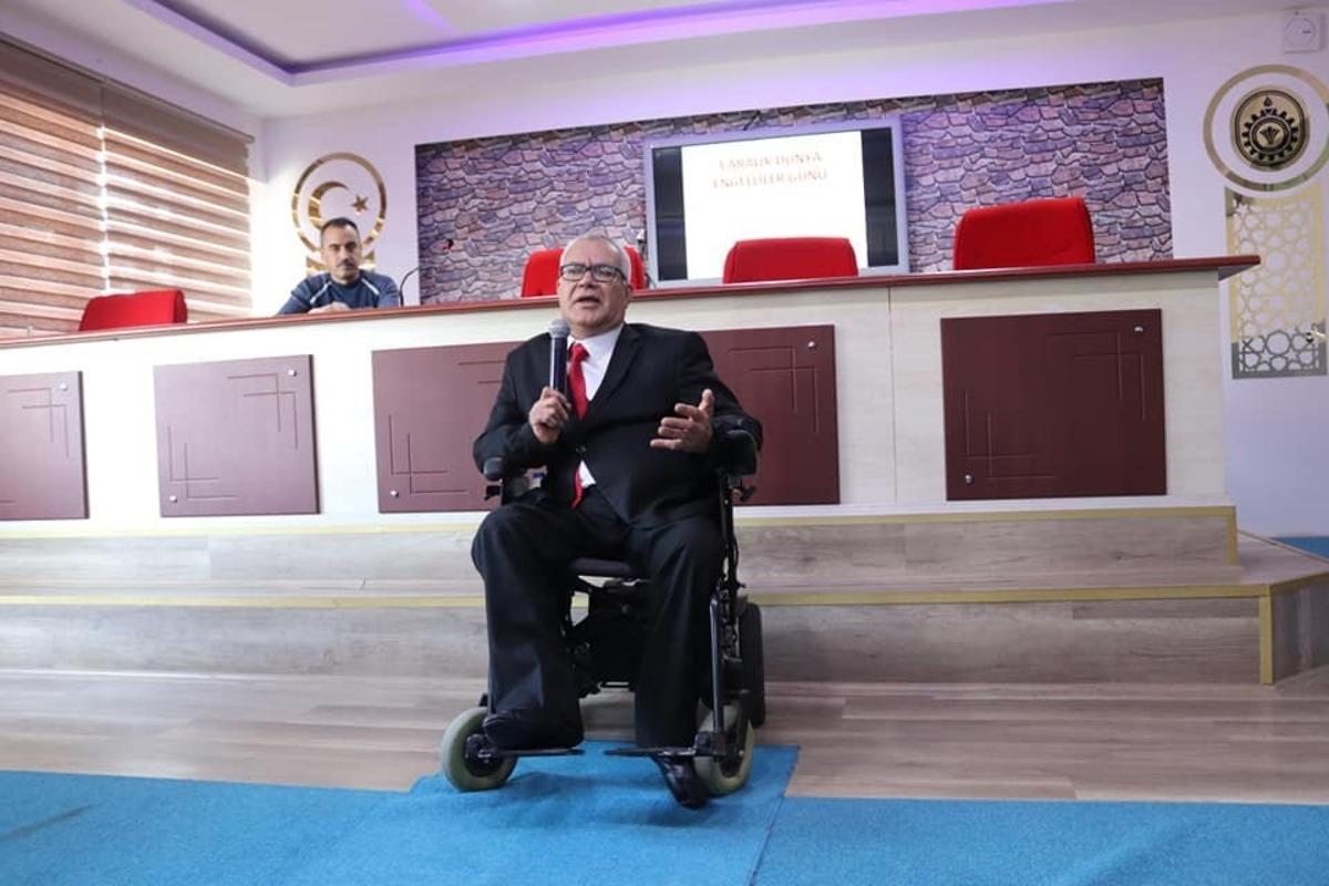 Boz&uuml;y&uuml;k&rsquo;te &lsquo;Engelsiz Yarınlar&rsquo; konulu s&ouml;yleşi