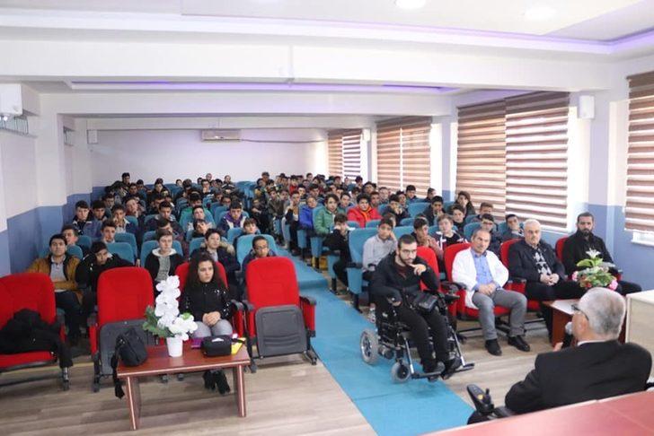 Bozüyük’te ‘Engelsiz Yarınlar’ konulu söyleşi G3