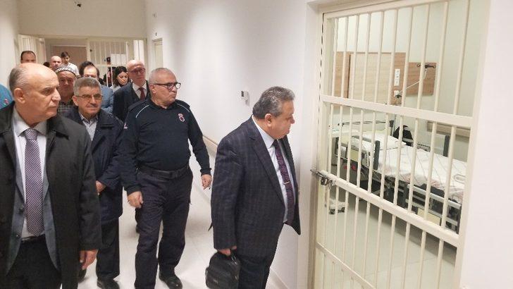 Manisa İl İnsan Hakları Kurulu üyeleri, hastanede mahkum ve tutuklu bölümünü inceledi G3
