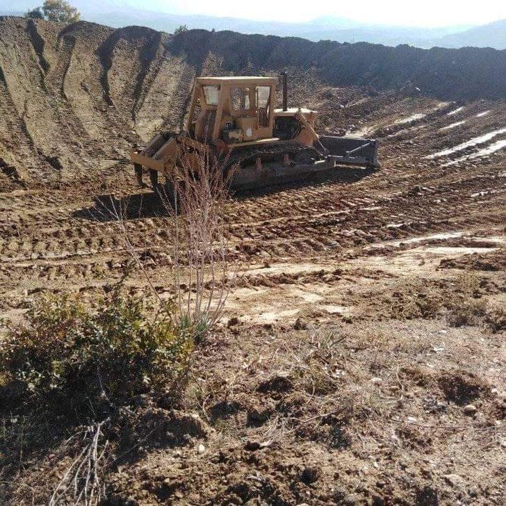Manisa’da hayvan su içme ve sulama göletlerine bakım G4