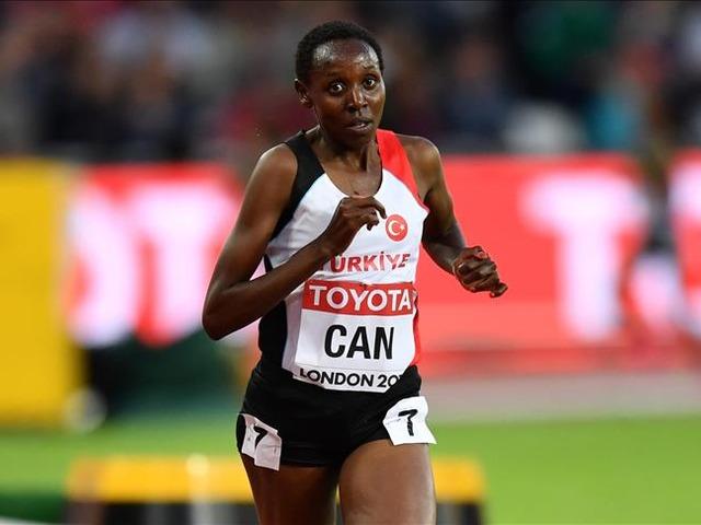 Yasemin Can'dan tarihi başarı!