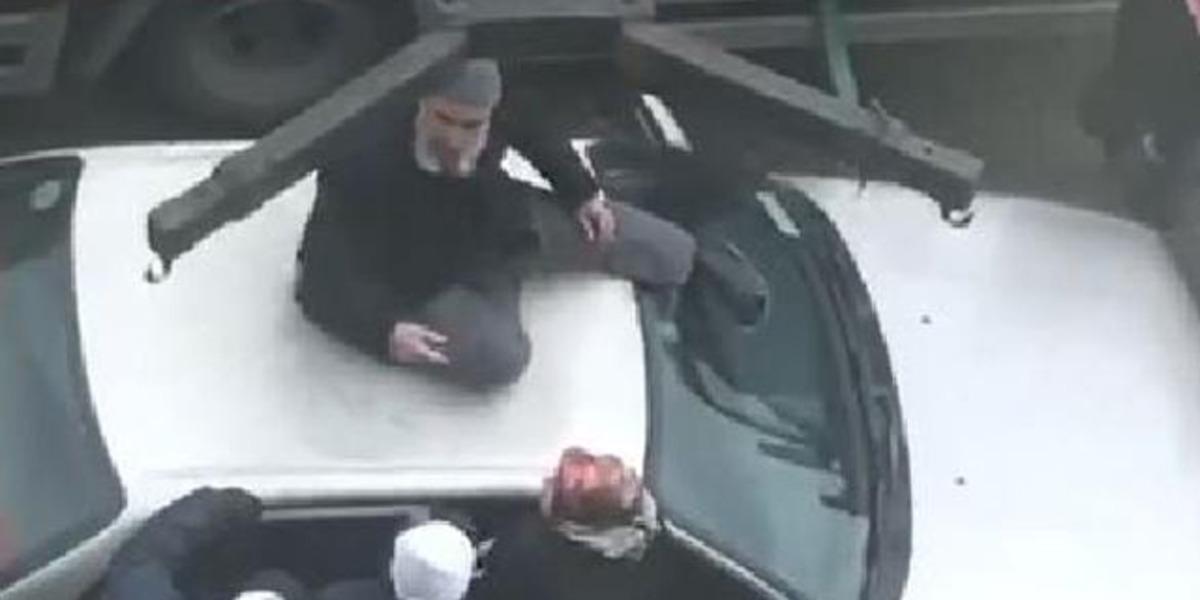 Yer: Ankara! Polislere engel olmak i&ccedil;in her yolu denedi