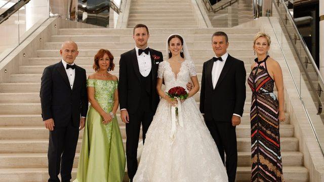 Sarıgül ve Çakır ailelerinin mutlu günü