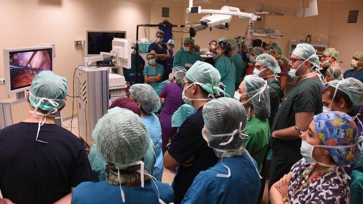 Onlarca doktor laparoskopi ve histereskopi canlı cerrahi operasyonuna katıldı G2