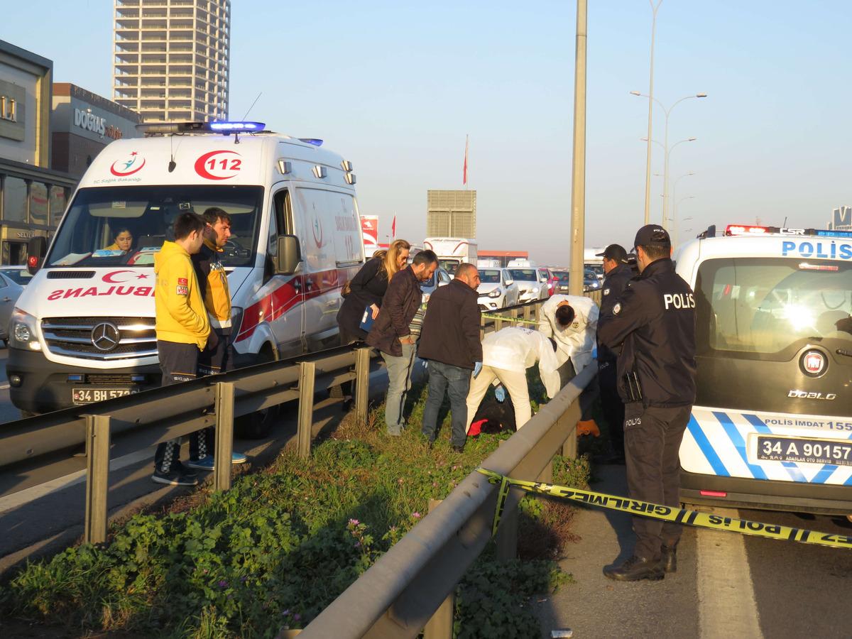 İstanbul'da esrarengiz olay! Orta ref&uuml;jde &ouml;l&uuml; bulundu