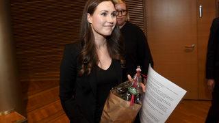 'Dünyanın en genç başbakanı' hakkında garip çıkış: Kasiyer kız