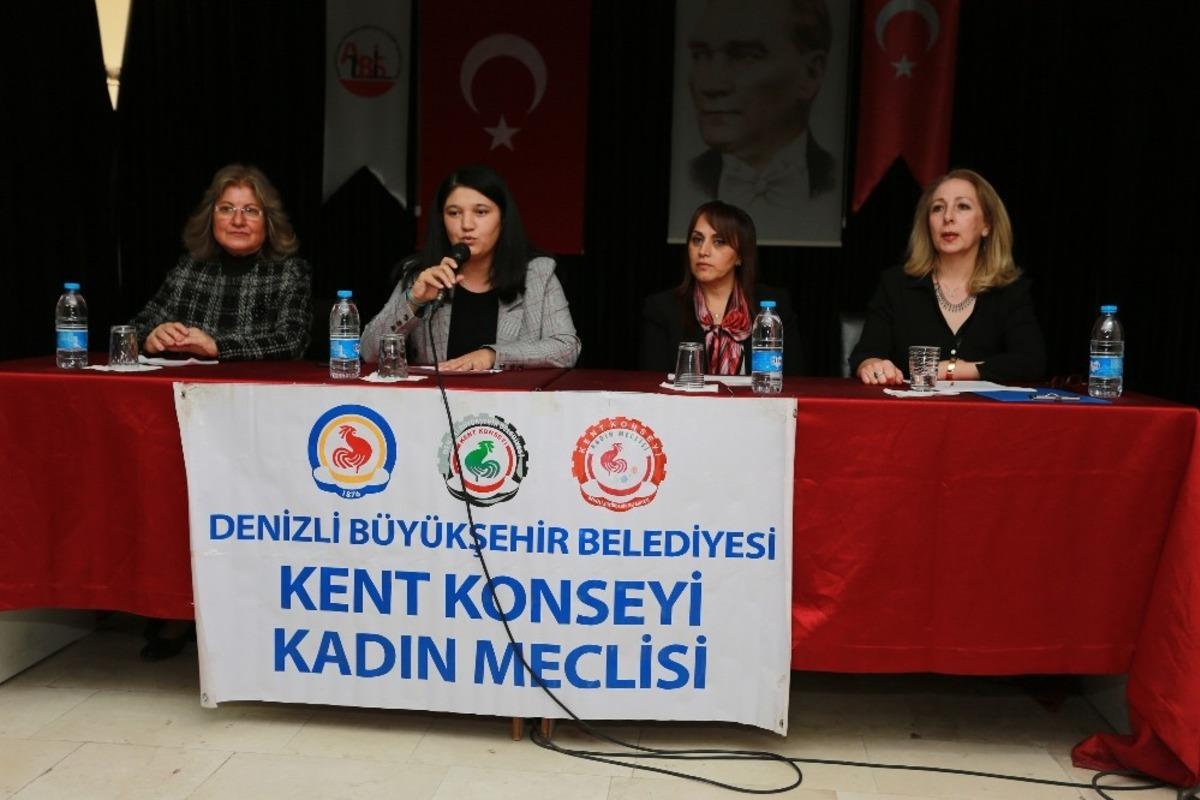 Denizli Kadın Meclisi gen&ccedil;lere başarının sırrını anlattı