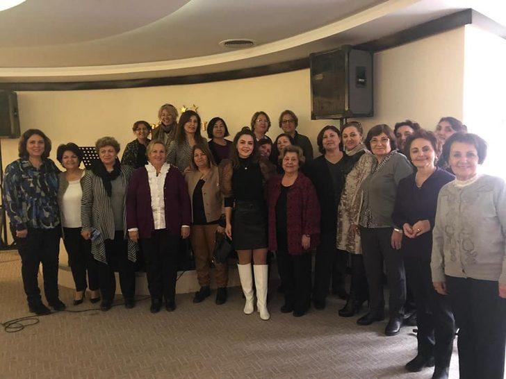 Emirdağlılar Vakfı Kadınlar Kurulu, ‘Vakfa Bağış’ için kahvaltıda buluştu G1