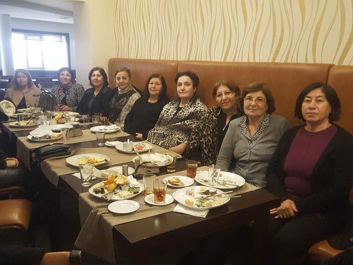 Emirdağlılar Vakfı Kadınlar Kurulu, ‘Vakfa Bağış’ için kahvaltıda buluştu G2