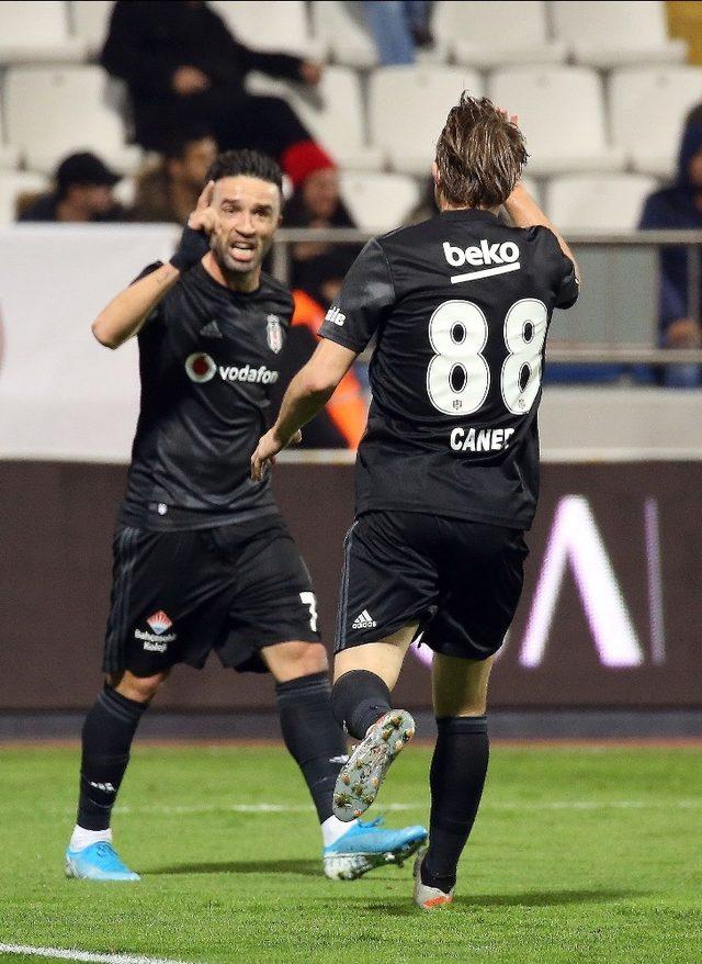 Caner ve Gökhan doludizgin gidiyor