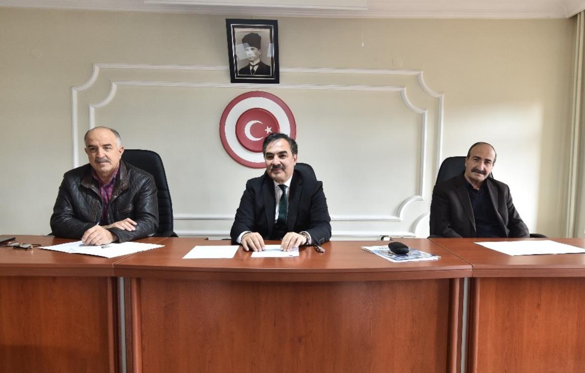 Ahlat Belediye Meclisinden engelliler i&ccedil;in &ouml;zel oturum