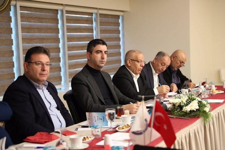 Başkan Gökhan Yüksel Kartal’ın muhtarları ile bir araya geldi G4