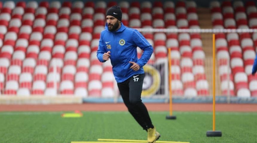 Hafta i&ccedil;i babasını kaybetti, hafta sonu ma&ccedil;a &ccedil;ıktı