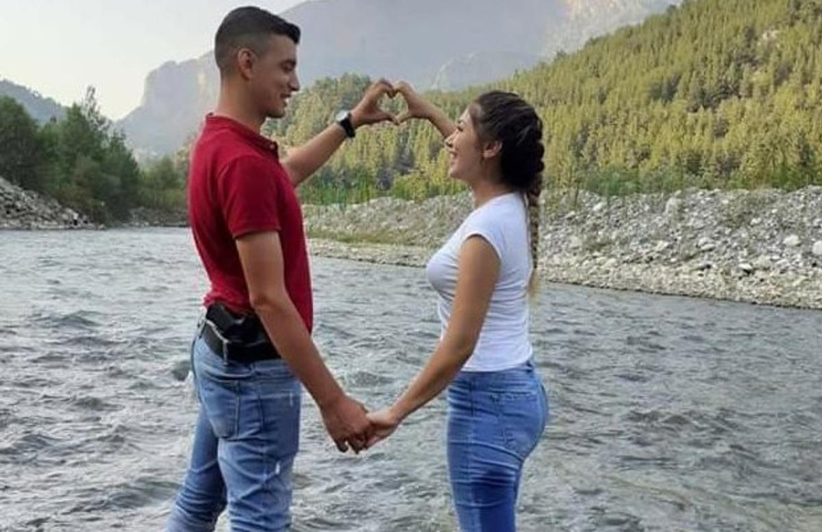 Yanlışlıkla &ouml;ld&uuml;ğ&uuml; s&ouml;ylenmişti... O polisin eşi "kasten &ouml;ld&uuml;rmeden" tutuklandı