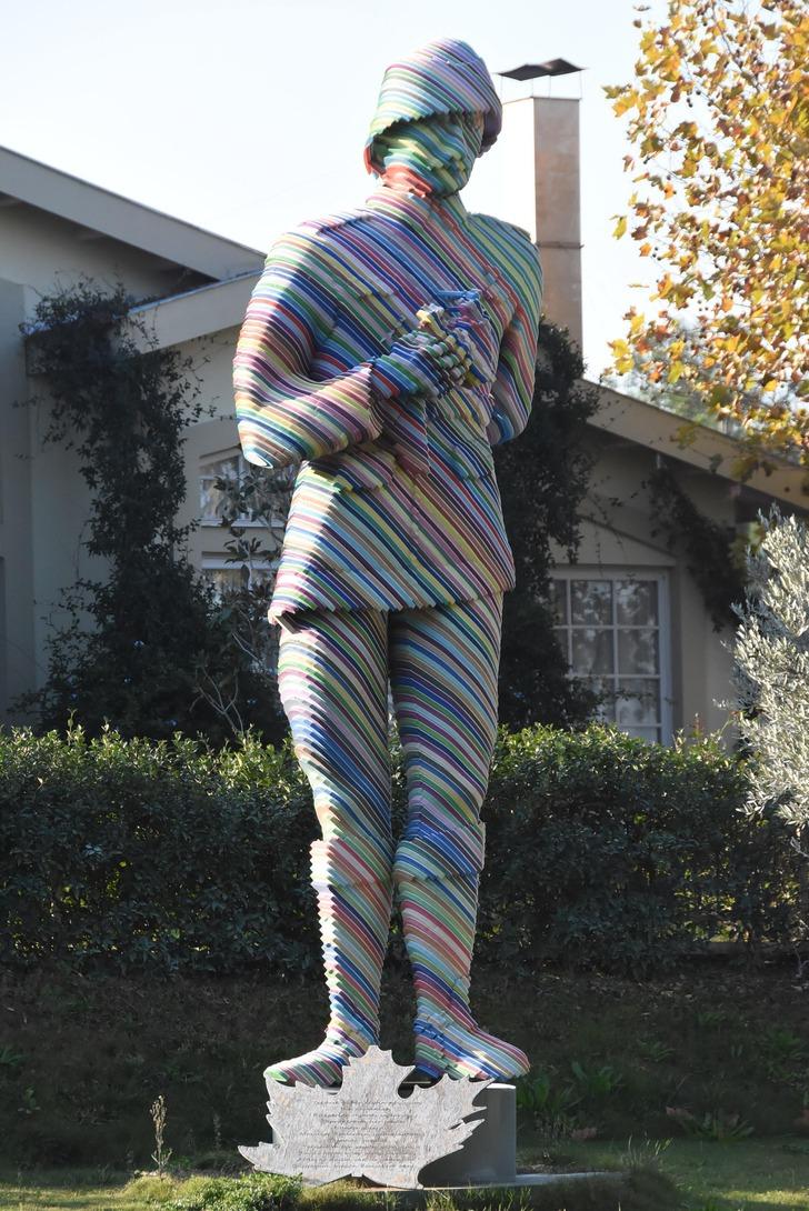 Tepki çeken Atatürk heykeli hakkında açıklama G4