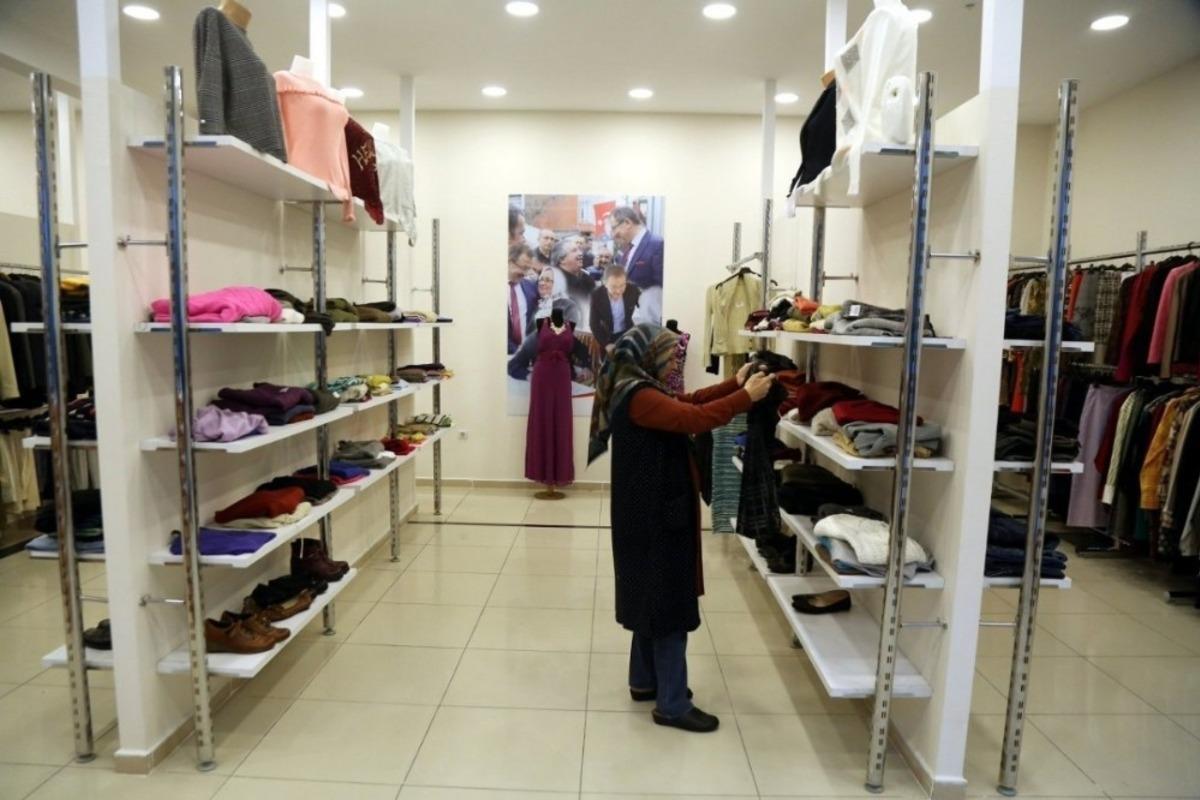 Ey&uuml;psultan&rsquo;da &ldquo;Şefkatli Elleri&rdquo; ihtiya&ccedil; sahiplerine uzanıyor