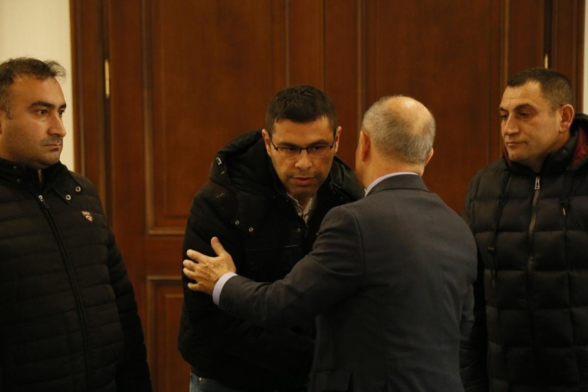 Başkan Akg&uuml;n&rsquo;den belediye personeline teşekk&uuml;r