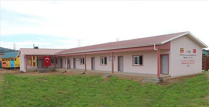 TİKA'nın desteğiyle Ugandalı öğrenciler yeni dersliklere kavuştu G5