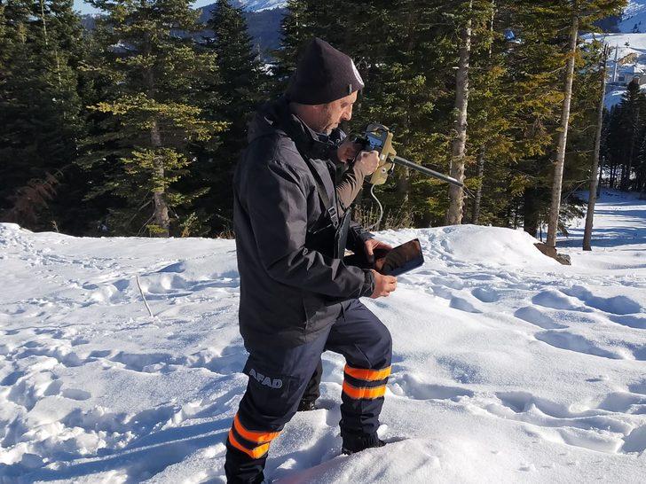 Uludağ'da kaybolan dağcılar aranıyor... Çalışmalar montun bulunduğu bölgede yoğunlaştı G4