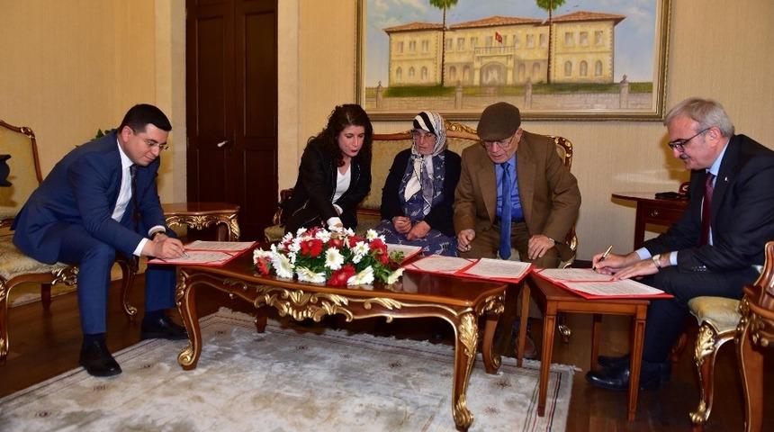 Altınova’ya okul müjdesi