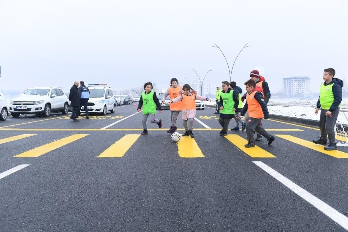 &lsquo;&Ouml;ncelik Hayatın, &Ouml;ncelik Yayanın&rsquo; etkinliği d&uuml;zenlendi