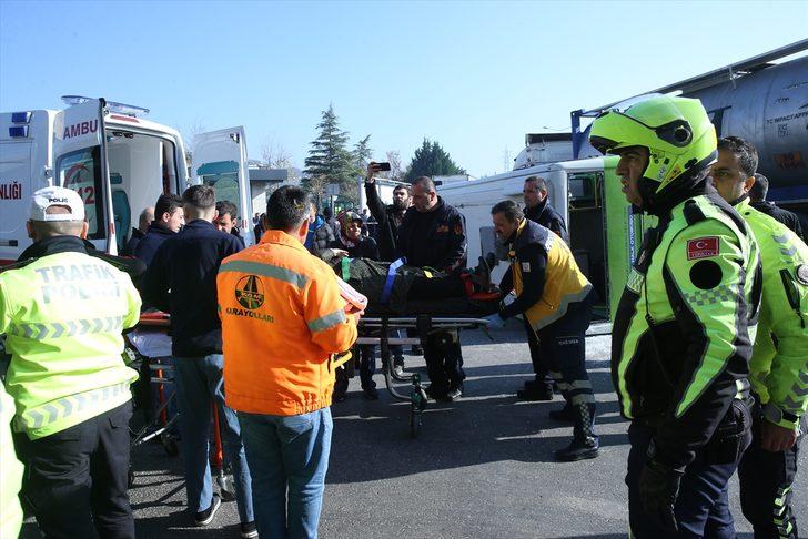 İzmit'te halk otobüsü ile tanker çarpıştı! Çok sayıda yaralı var G4