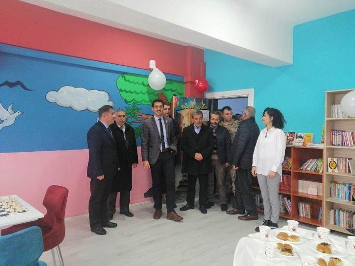 Ortaokul kütüphaneye kavuştu G1