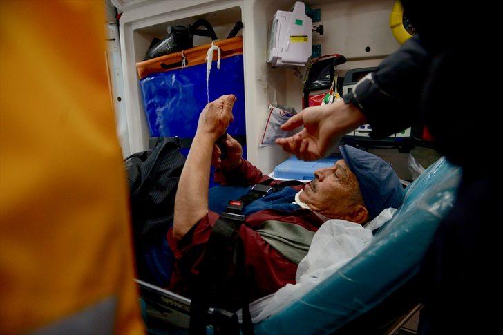 Tartıştığı kadını bıçakla yaralayıp intihar girişiminde bulundu G3