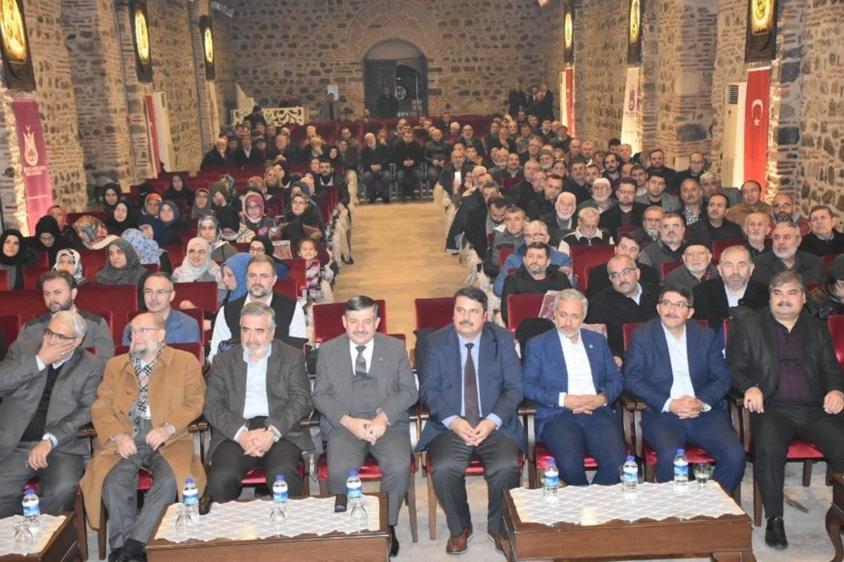 Manisa&rsquo;nın manevi mimarı Şehzadeler&rsquo;de anıldı