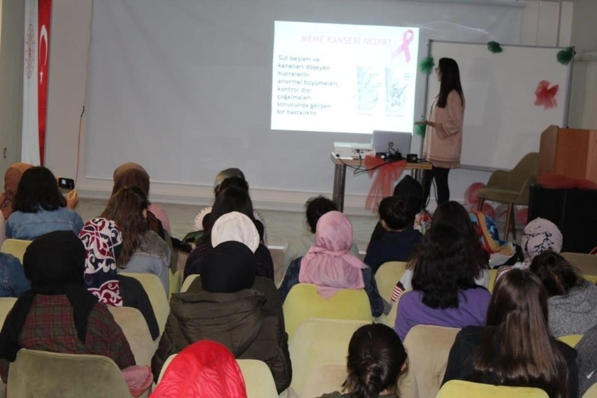 SUB&Uuml; &ouml;ğrencileri Meme Kanserine dikkat &ccedil;ektiler