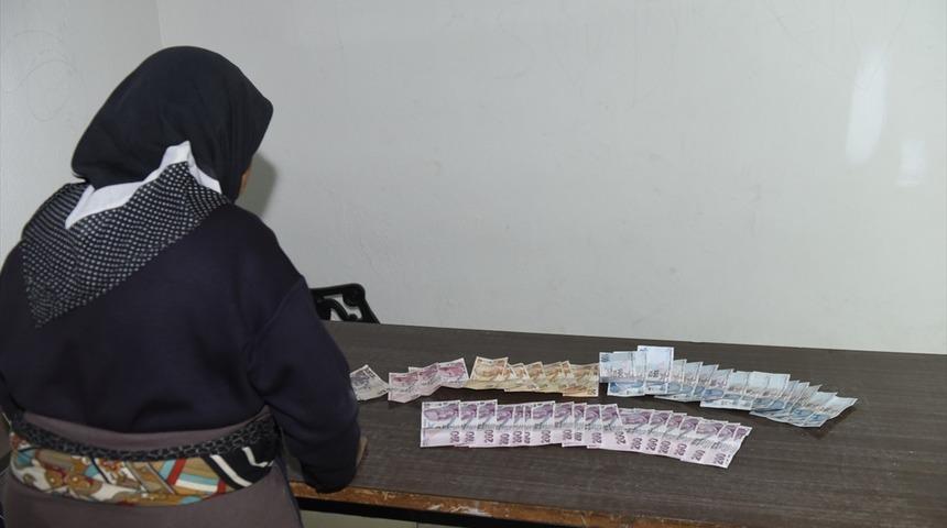 Konya'da dilencinin üzerinden çıkan para zabıtaları şoke etti