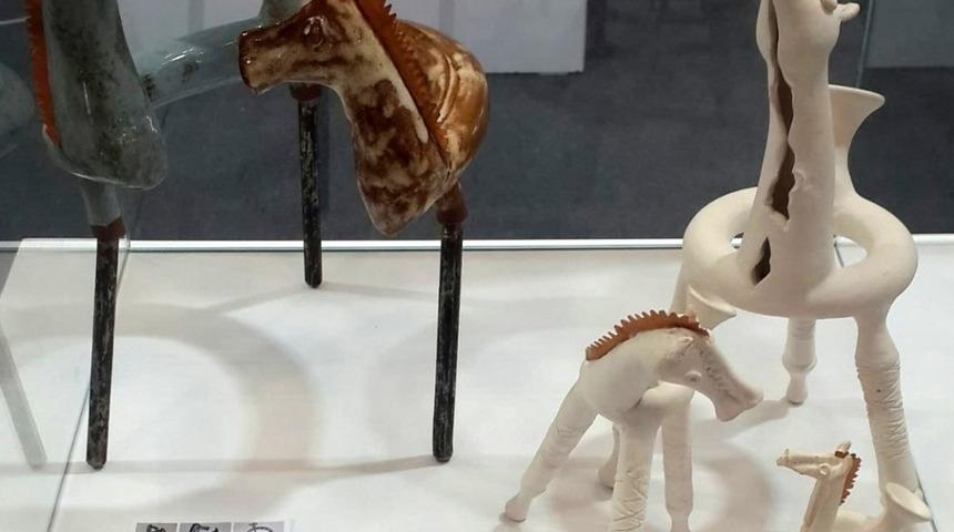 B&uuml;y&uuml;k&ccedil;apar, seramik yarışmasında ikincilik &ouml;d&uuml;l&uuml; kazandı