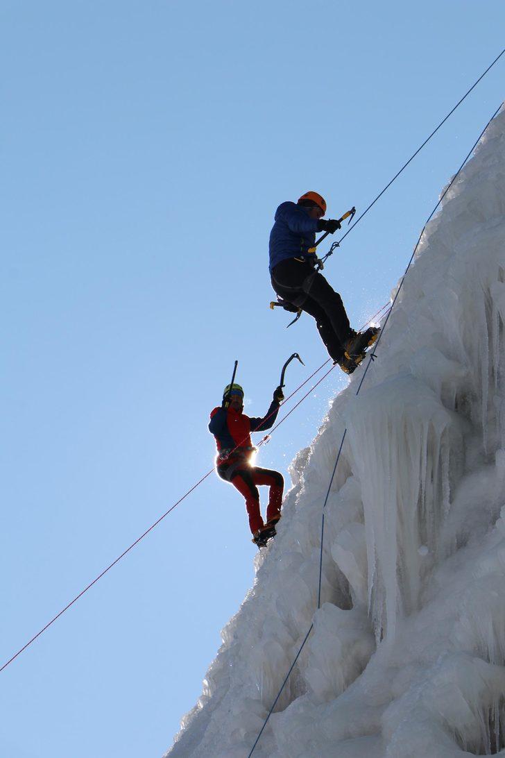 Erzurum'un yapay buz parkı ünlü dağcıya ev sahipliği yaptı G3