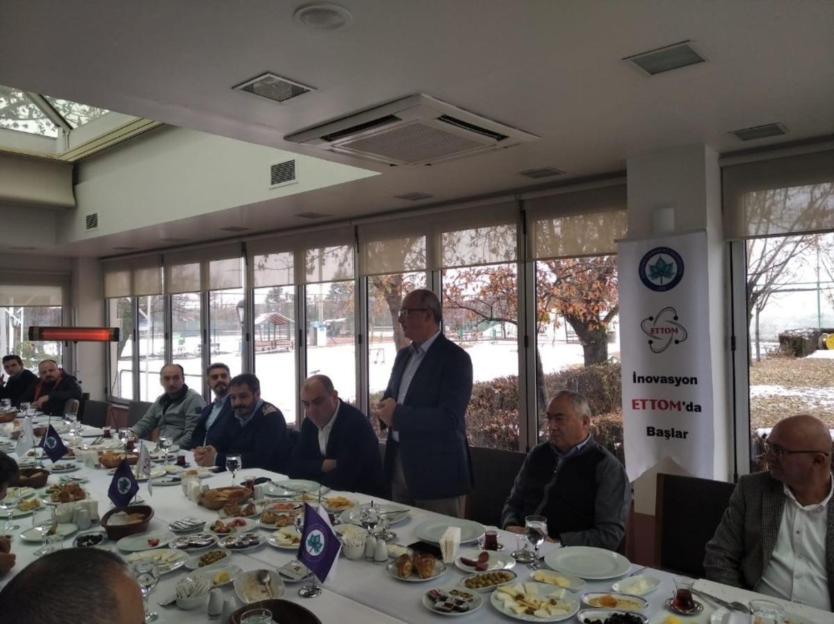 &Uuml;niversite ve sanayi temsilcileri ETTOM&rsquo;un d&uuml;zenlediği kahvaltıda buluştu