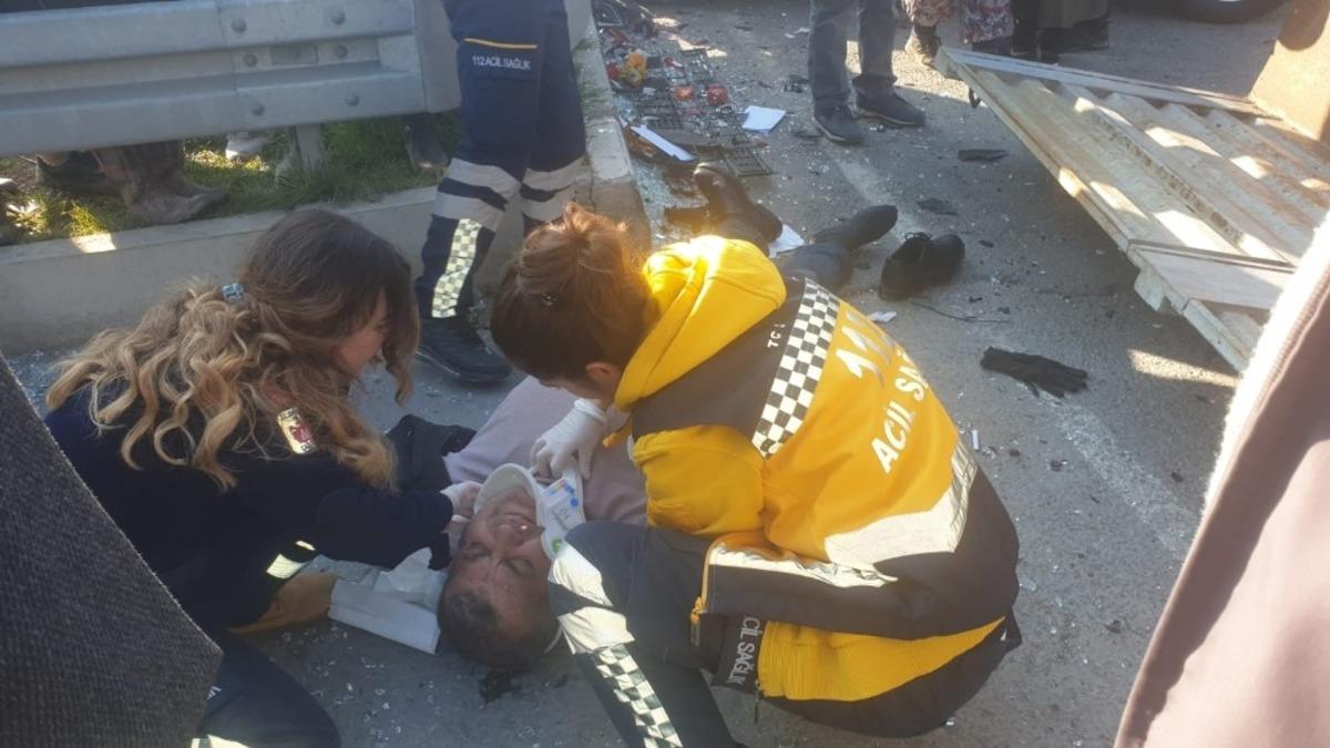 Kazazedelere ilk m&uuml;dahaleyi belediye başkanı yaptı