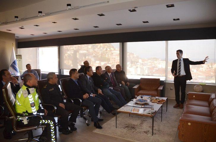 Kuşadası’nda değişim şehir içi ulaşımda devam ediyor G3