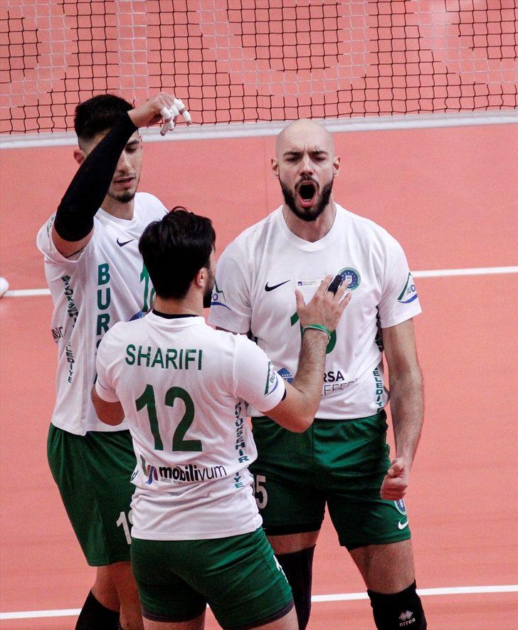 Voleybol: AXA Sigorta Efeler Ligi G1