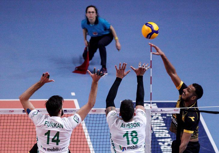 Voleybol: AXA Sigorta Efeler Ligi G2