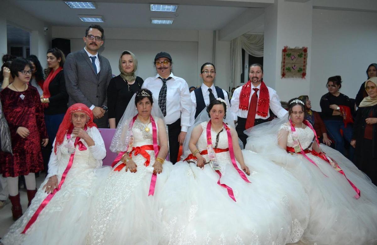 Biri 88 yaşında, 4 kadının gelinlik hayali, ger&ccedil;ek oldu