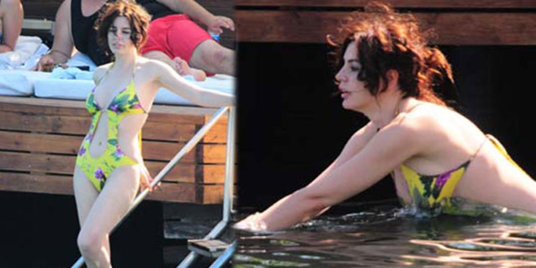 Mayokini bana &ccedil;ok yakışıyor