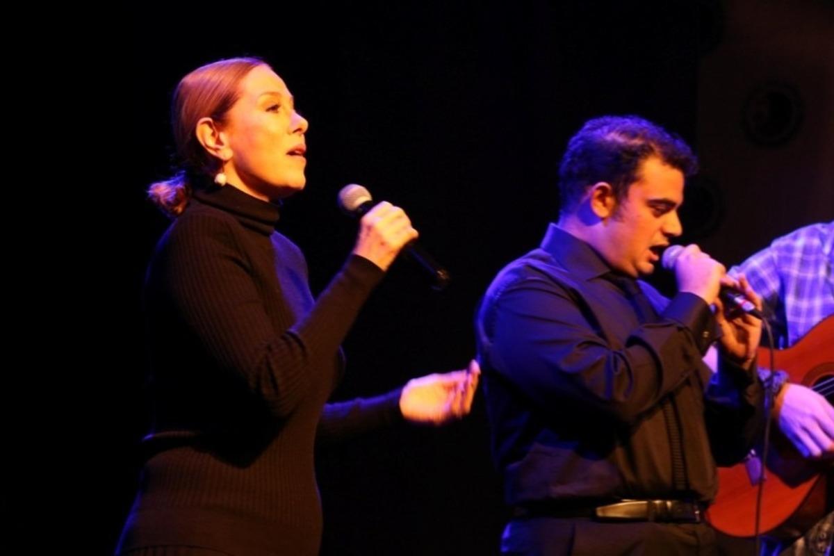 Sanat&ccedil;ı Zuhal Olcay ve Otizmli bireylerden muhteşem konser