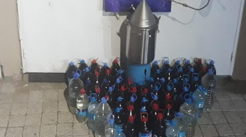 &Ccedil;anakkale&rsquo;de ka&ccedil;ak i&ccedil;ki operasyonu