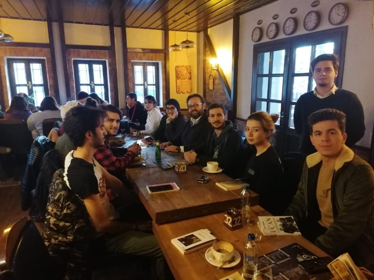 Bandırma&rsquo;da eline kitap alan okumaya koştu