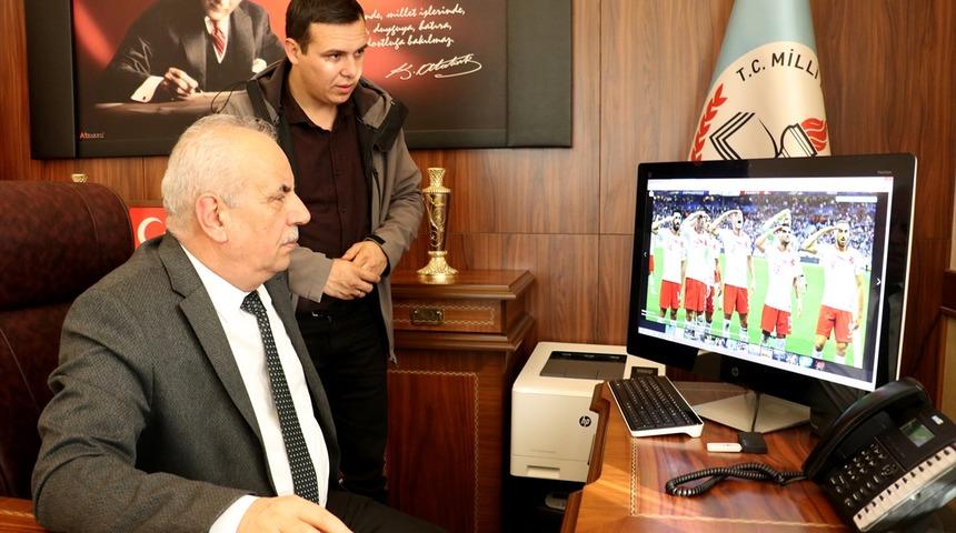 Kırklareli Milli Eğitim M&uuml;d&uuml;r Vekili Kalkan AA'nın "Yılın Fotoğrafları" oylamasına katıldı