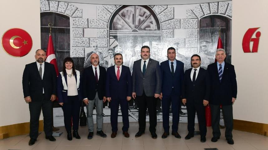 Rekt&ouml;r &Ccedil;omaklı, Eskişehir Vergi Dairesi Başkanlığını ziyaret etti