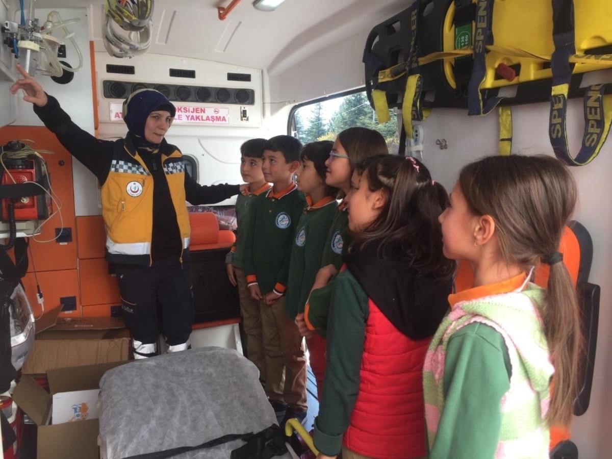 &Ouml;ğrencilere 112 Acil &Ccedil;ağrı Merkezi tanıtıldı